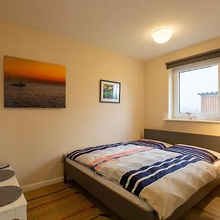 Op De Warft Apartmán *
